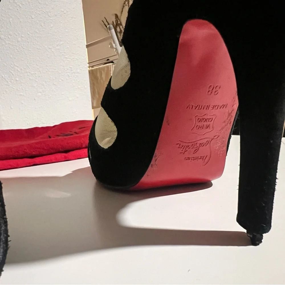 Christian Louboutin Circus Cutout Booties Red Bottom Heels Size 38 / 7.5 🖤✨👠 - Picture 9 of 9